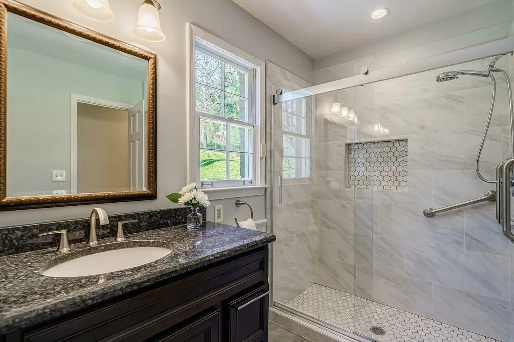 8015 Innsbruck Drive, Sandy Springs, Georgia 30350, 5 Bedrooms Bedrooms, ,4 BathroomsBathrooms,Residential,Sold,8015 Innsbruck Drive,7020466