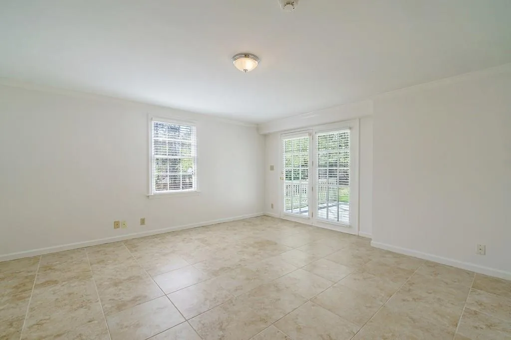 8015 Innsbruck Drive, Sandy Springs, Georgia 30350, 5 Bedrooms Bedrooms, ,4 BathroomsBathrooms,Residential,Sold,8015 Innsbruck Drive,7020466