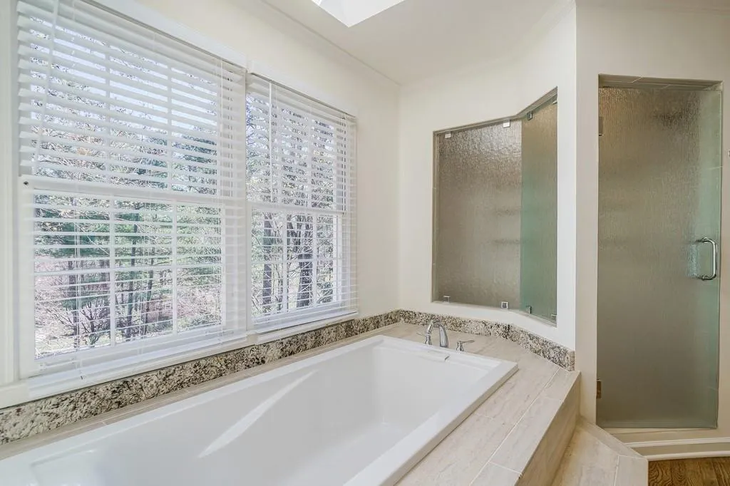 8015 Innsbruck Drive, Sandy Springs, Georgia 30350, 5 Bedrooms Bedrooms, ,4 BathroomsBathrooms,Residential,Sold,8015 Innsbruck Drive,7020466