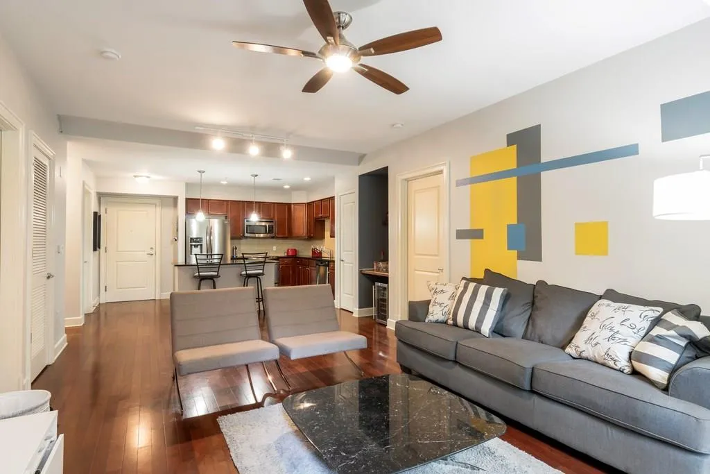 200 River Vista Drive Unit 106, Atlanta, Georgia 30339, 2 Bedrooms Bedrooms, ,2 BathroomsBathrooms,Residential,Sold,200 River Vista Drive Unit 106,6068811