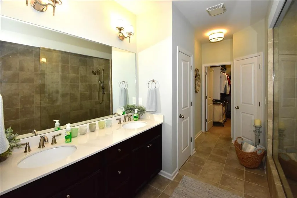 308 Alderwood Lane, Atlanta, Georgia 30328, 3 Bedrooms Bedrooms, ,3 BathroomsBathrooms,Residential,Sold,308 Alderwood Lane,5815952