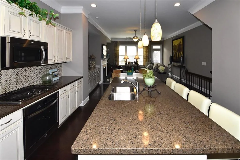 308 Alderwood Lane, Atlanta, Georgia 30328, 3 Bedrooms Bedrooms, ,3 BathroomsBathrooms,Residential,Sold,308 Alderwood Lane,5815952