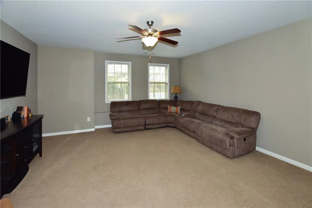 308 Alderwood Lane, Atlanta, Georgia 30328, 3 Bedrooms Bedrooms, ,3 BathroomsBathrooms,Residential,Sold,308 Alderwood Lane,5815952