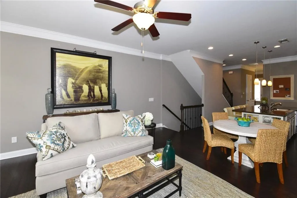 308 Alderwood Lane, Atlanta, Georgia 30328, 3 Bedrooms Bedrooms, ,3 BathroomsBathrooms,Residential,Sold,308 Alderwood Lane,5815952