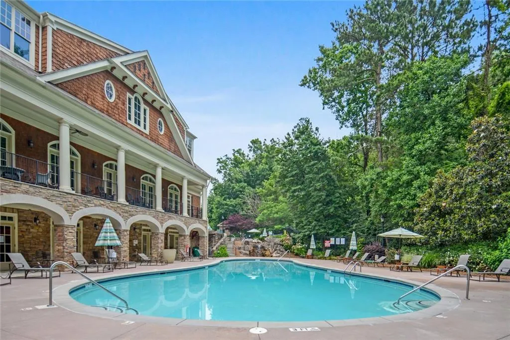 200 River Vista Drive Unit 718, Atlanta, Georgia 30339, 2 Bedrooms Bedrooms, ,2 BathroomsBathrooms,Residential,Sold,200 River Vista Drive Unit 718,6734871