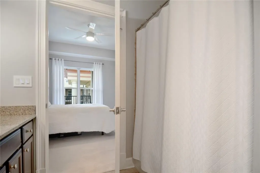 200 River Vista Drive Unit 718, Atlanta, Georgia 30339, 2 Bedrooms Bedrooms, ,2 BathroomsBathrooms,Residential,Sold,200 River Vista Drive Unit 718,6734871