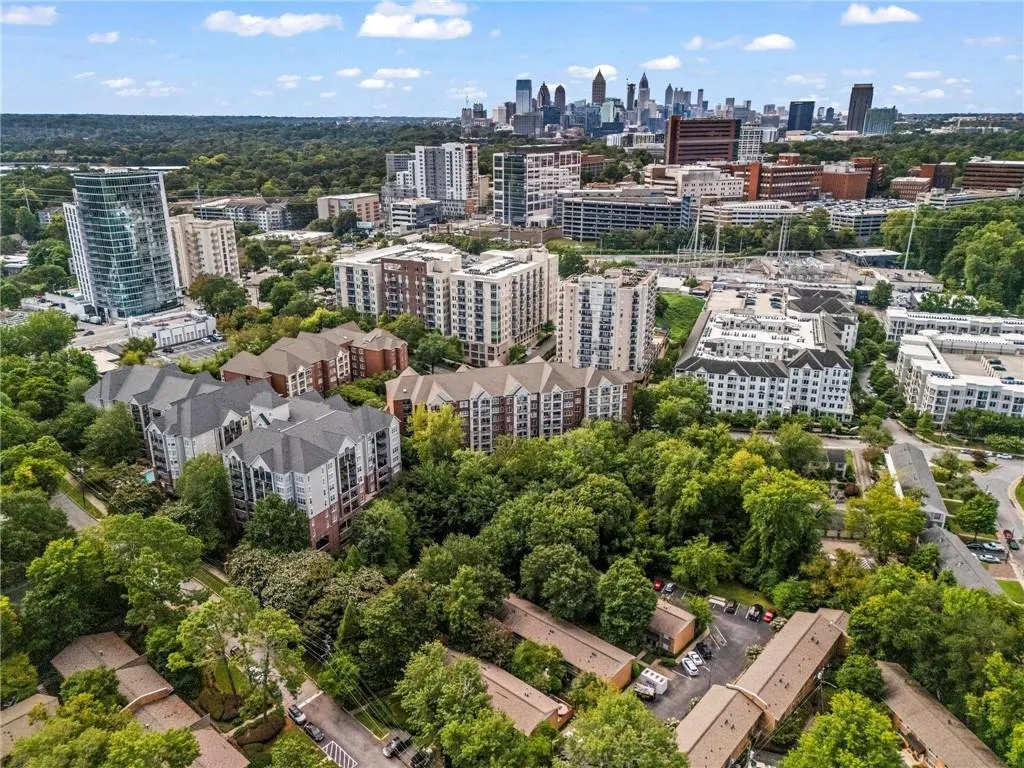 100 Biscayne Drive Nw Unit A3, Atlanta, Georgia 30309, 2 Bedrooms Bedrooms, ,1 BathroomBathrooms,Residential,For Sale,100 Biscayne Drive Nw Unit A3,7638831