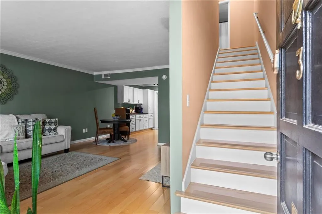 100 Biscayne Drive Nw Unit A3, Atlanta, Georgia 30309, 2 Bedrooms Bedrooms, ,1 BathroomBathrooms,Residential,For Sale,100 Biscayne Drive Nw Unit A3,7638831