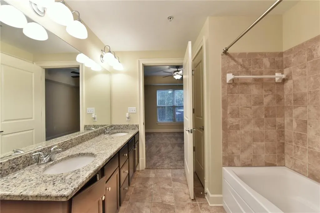 200 River Vista Drive Unit 306, Atlanta, Georgia 30339, 2 Bedrooms Bedrooms, ,2 BathroomsBathrooms,Residential,Sold,200 River Vista Drive Unit 306,5876743