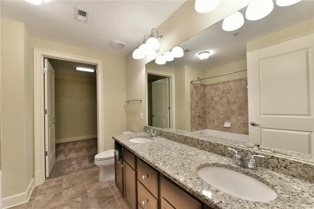 200 River Vista Drive Unit 306, Atlanta, Georgia 30339, 2 Bedrooms Bedrooms, ,2 BathroomsBathrooms,Residential,Sold,200 River Vista Drive Unit 306,5876743
