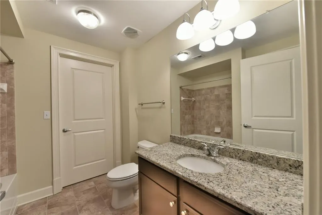 200 River Vista Drive Unit 306, Atlanta, Georgia 30339, 2 Bedrooms Bedrooms, ,2 BathroomsBathrooms,Residential,Sold,200 River Vista Drive Unit 306,5876743