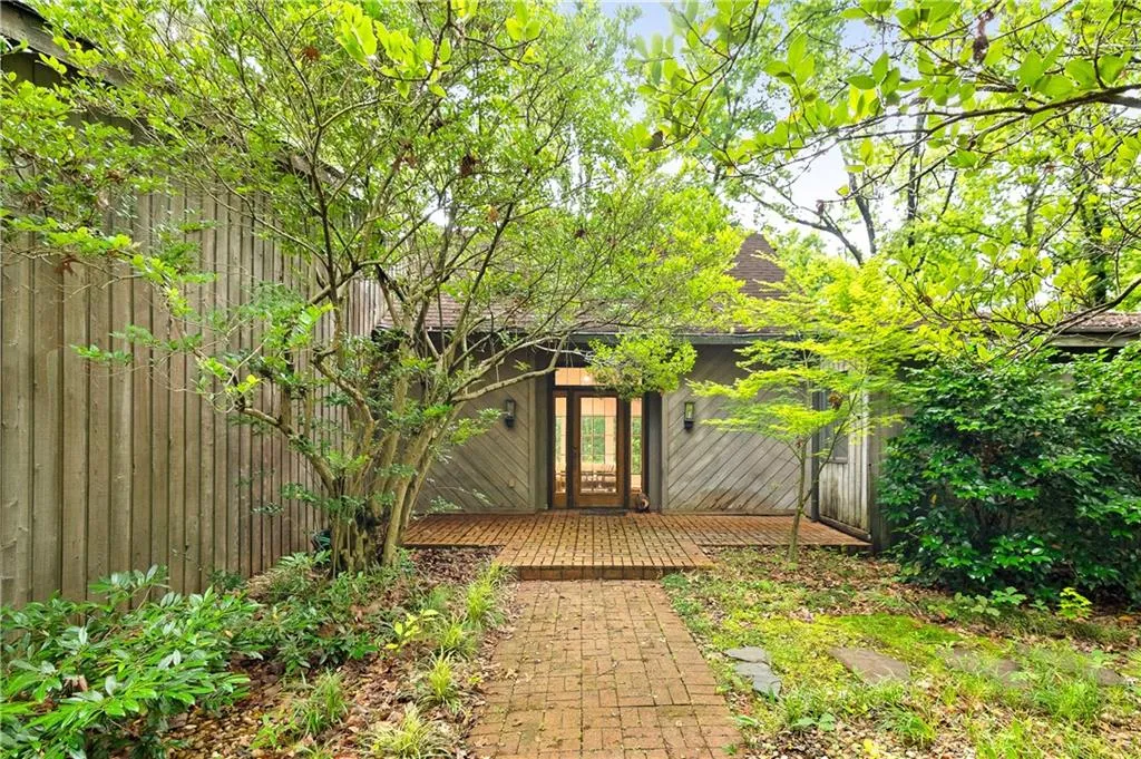 5680 Whitner Drive, Atlanta, Georgia 30327, ,Land,For Sale,5680 Whitner Drive,7646926
