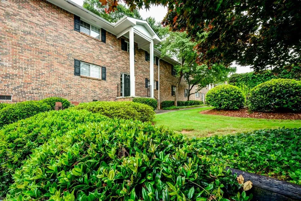 315 Hilderbrand Drive Unit A2, Sandy Springs, Georgia 30328, 2 Bedrooms Bedrooms, ,1 BathroomBathrooms,Residential,Sold,315 Hilderbrand Drive Unit A2,5707024