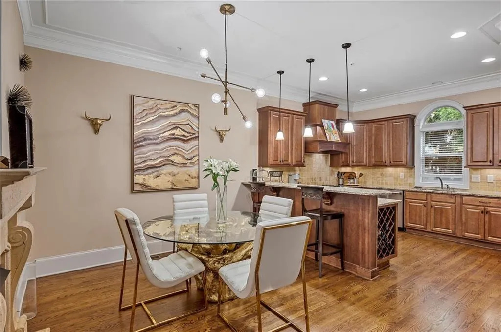 920 Boudreau Court, Atlanta, Georgia 30328, 3 Bedrooms Bedrooms, ,3 BathroomsBathrooms,Residential,Sold,920 Boudreau Court,7178866