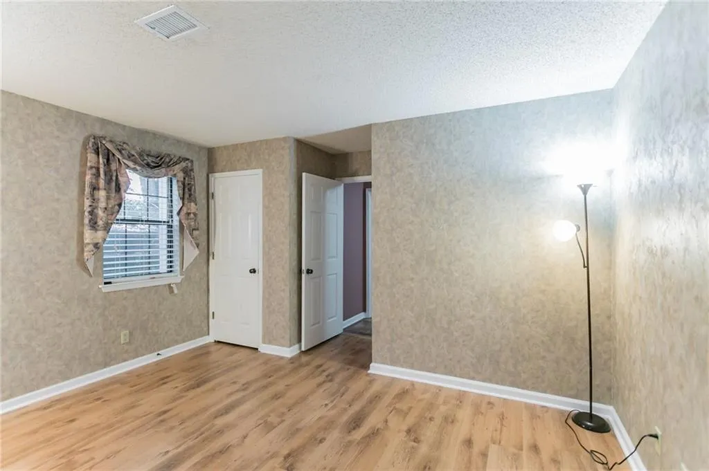 406 Barrington Hills Drive, Sandy Springs, Georgia 30350, 2 Bedrooms Bedrooms, ,2 BathroomsBathrooms,Residential,Sold,406 Barrington Hills Drive,6645327