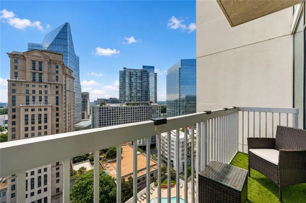 3324 Peachtree Road Ne Unit 1616, Atlanta, Georgia 30326, 1 Bedroom Bedrooms, 0 ,1 BathroomBathrooms,Residential,For Sale,3324 Peachtree Road Ne Unit 1616,7812391