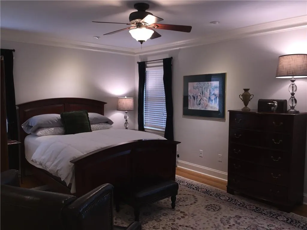 5926 Greenbrier Road, Sandy Springs, Georgia 30328, 4 Bedrooms Bedrooms, ,3 BathroomsBathrooms,Residential,Sold,5926 Greenbrier Road,6660185