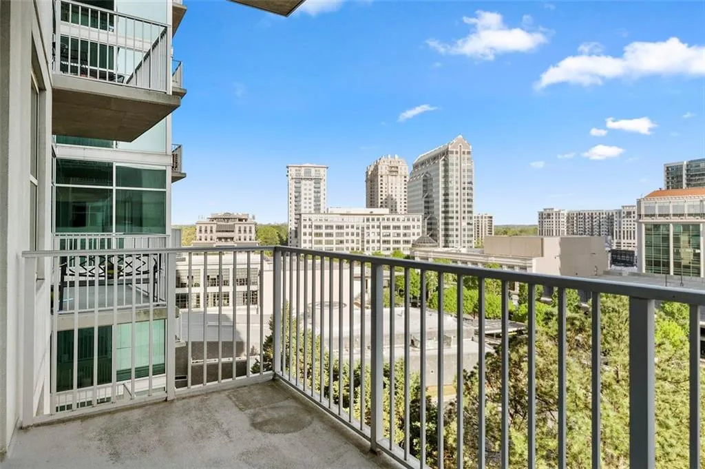 250 Pharr Road Ne Unit 905, Atlanta, Georgia 30305, 2 Bedrooms Bedrooms, ,2 BathroomsBathrooms,Residential,Sold,250 Pharr Road Ne Unit 905,7557453