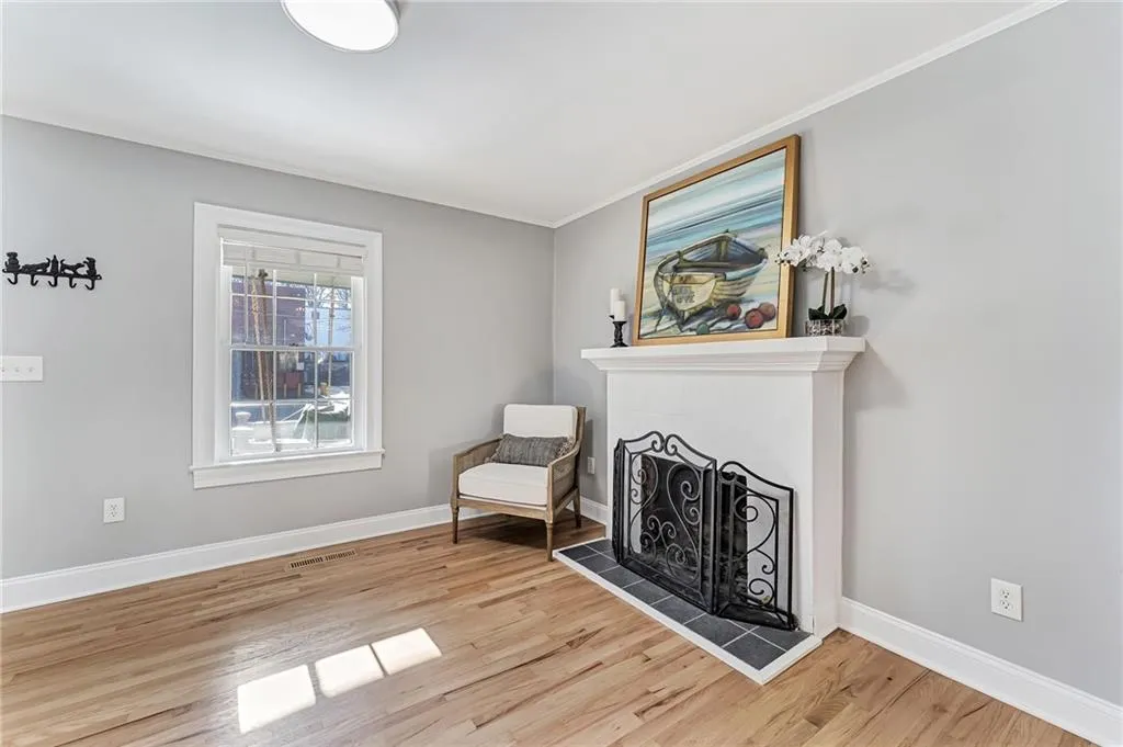 777 Forrest Street Nw, Atlanta, Georgia 30318, 3 Bedrooms Bedrooms, ,2 BathroomsBathrooms,Residential,For Sale,777 Forrest Street Nw,7644006