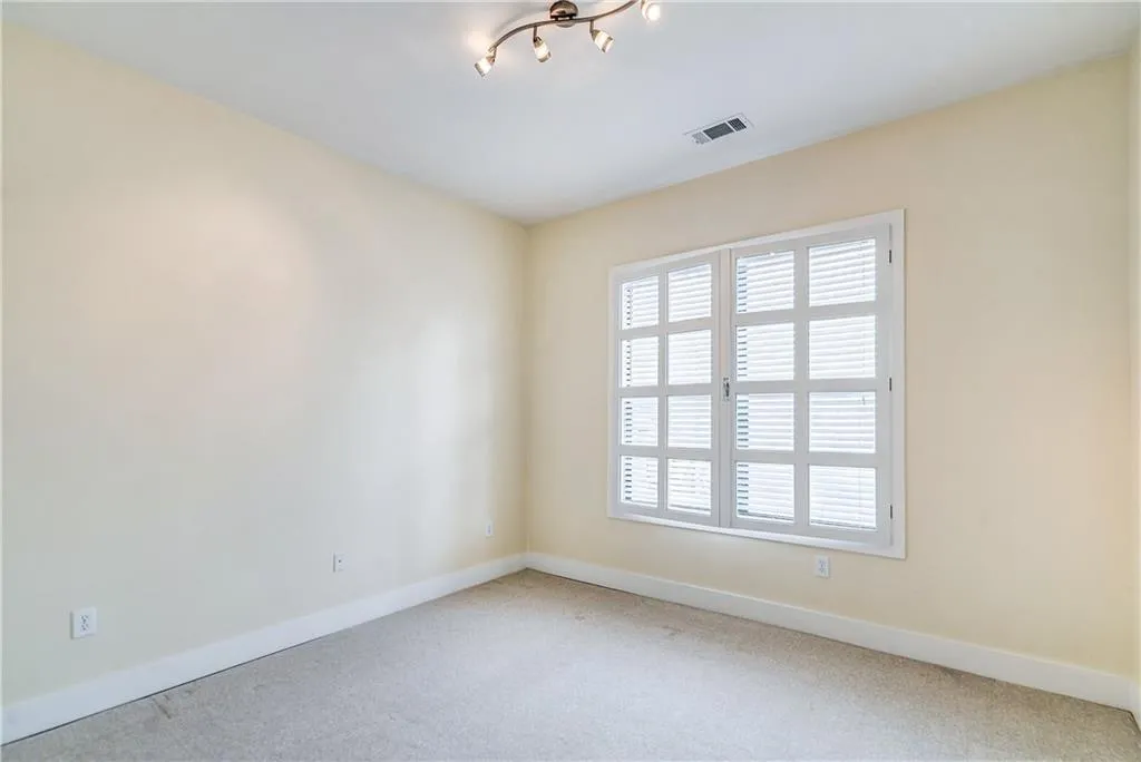 799 Hammond Drive Unit 119, Sandy Springs, Georgia 30328, 2 Bedrooms Bedrooms, ,2 BathroomsBathrooms,Residential,Sold,799 Hammond Drive Unit 119,6520921