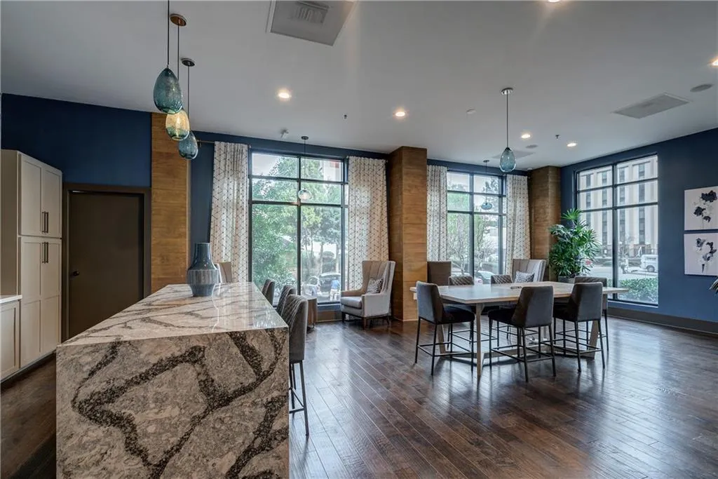 799 Hammond Drive Unit 119, Sandy Springs, Georgia 30328, 2 Bedrooms Bedrooms, ,2 BathroomsBathrooms,Residential,Sold,799 Hammond Drive Unit 119,6520921