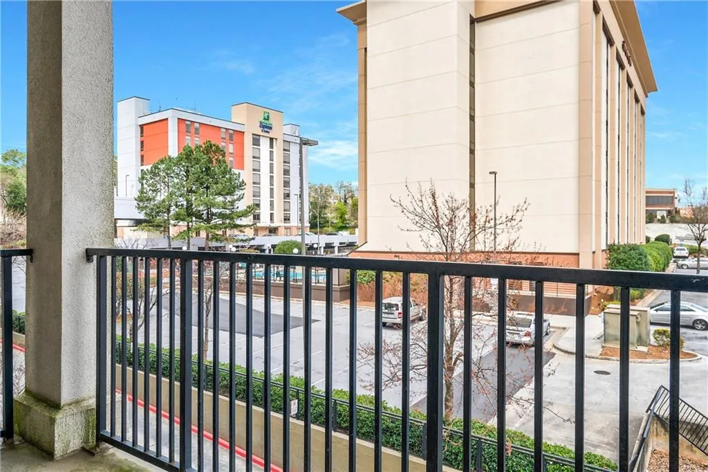 799 Hammond Drive Unit 119, Sandy Springs, Georgia 30328, 2 Bedrooms Bedrooms, ,2 BathroomsBathrooms,Residential,Sold,799 Hammond Drive Unit 119,6520921