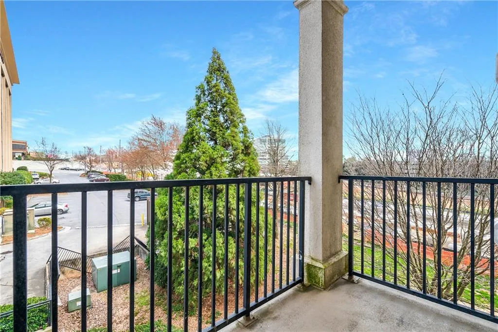 799 Hammond Drive Unit 119, Sandy Springs, Georgia 30328, 2 Bedrooms Bedrooms, ,2 BathroomsBathrooms,Residential,Sold,799 Hammond Drive Unit 119,6520921
