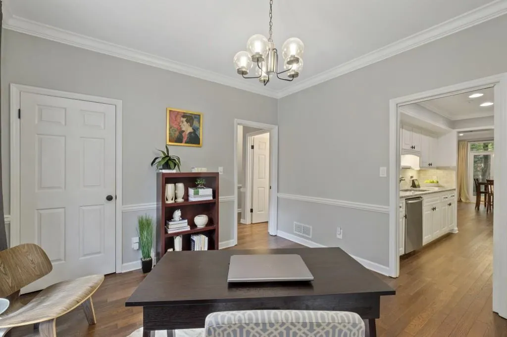 61 Willow Glen Ne, Atlanta, Georgia 30342, 3 Bedrooms Bedrooms, ,2 BathroomsBathrooms,Residential,Sold,61 Willow Glen Ne,6766560