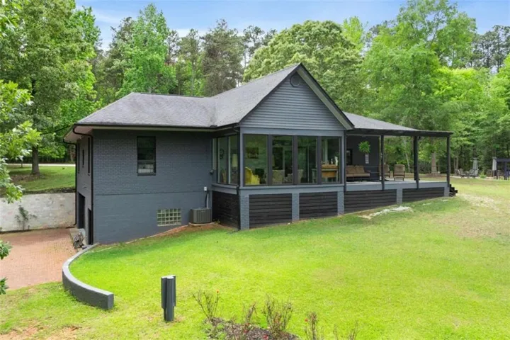 83 Sugar Cane Drive, Hartwell, Georgia 30643