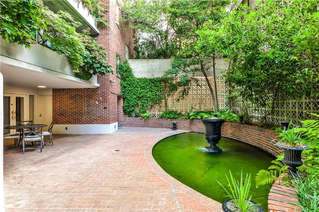 1325 Peachtree Street Ne Unit 701, Atlanta, Georgia 30309, 2 Bedrooms Bedrooms, ,2 BathroomsBathrooms,Residential,For Sale,1325 Peachtree Street Ne Unit 701,7642656