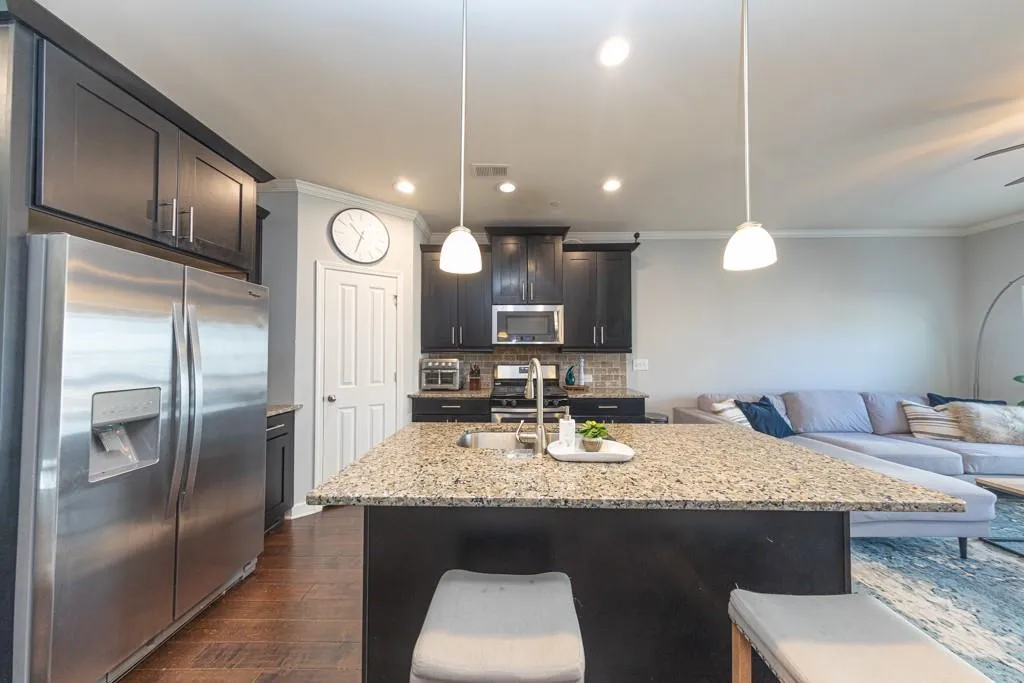 7548 Highlands Point, Atlanta, Georgia 30328, 3 Bedrooms Bedrooms, ,3 BathroomsBathrooms,Residential,Sold,7548 Highlands Point,6856680