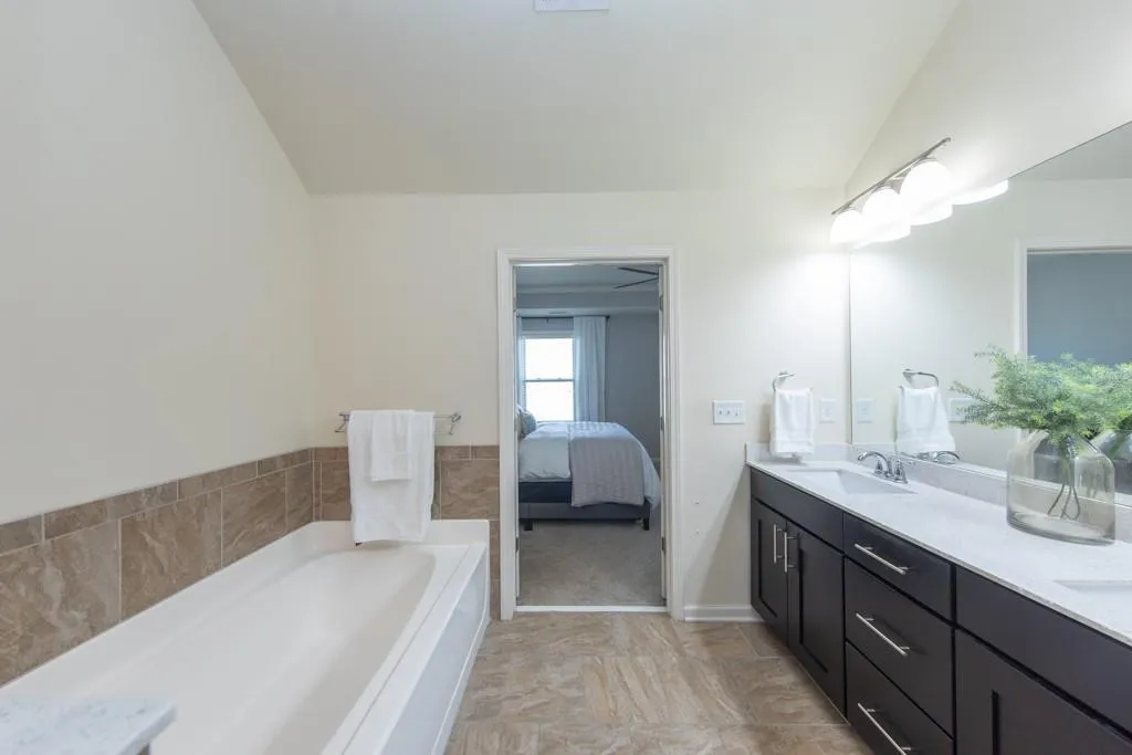 7548 Highlands Point, Atlanta, Georgia 30328, 3 Bedrooms Bedrooms, ,3 BathroomsBathrooms,Residential,Sold,7548 Highlands Point,6856680