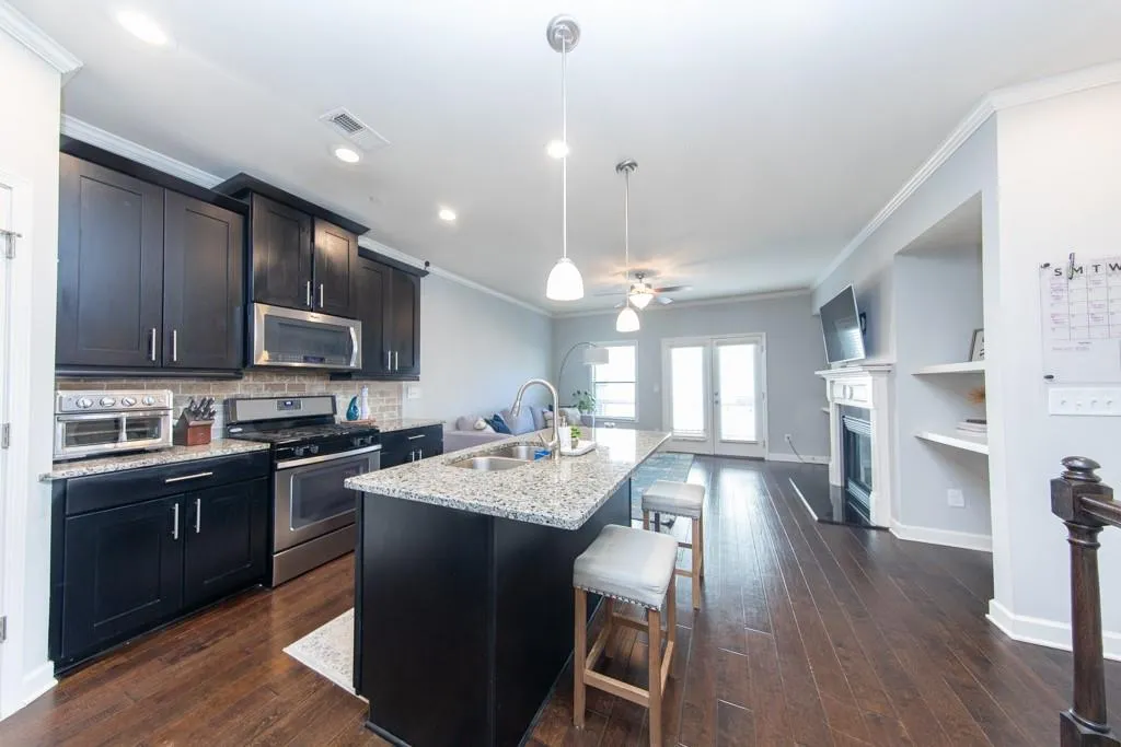 7548 Highlands Point, Atlanta, Georgia 30328, 3 Bedrooms Bedrooms, ,3 BathroomsBathrooms,Residential,Sold,7548 Highlands Point,6856680