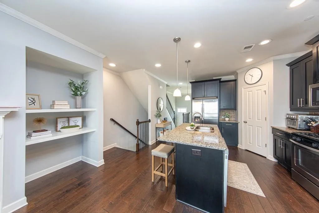 7548 Highlands Point, Atlanta, Georgia 30328, 3 Bedrooms Bedrooms, ,3 BathroomsBathrooms,Residential,Sold,7548 Highlands Point,6856680