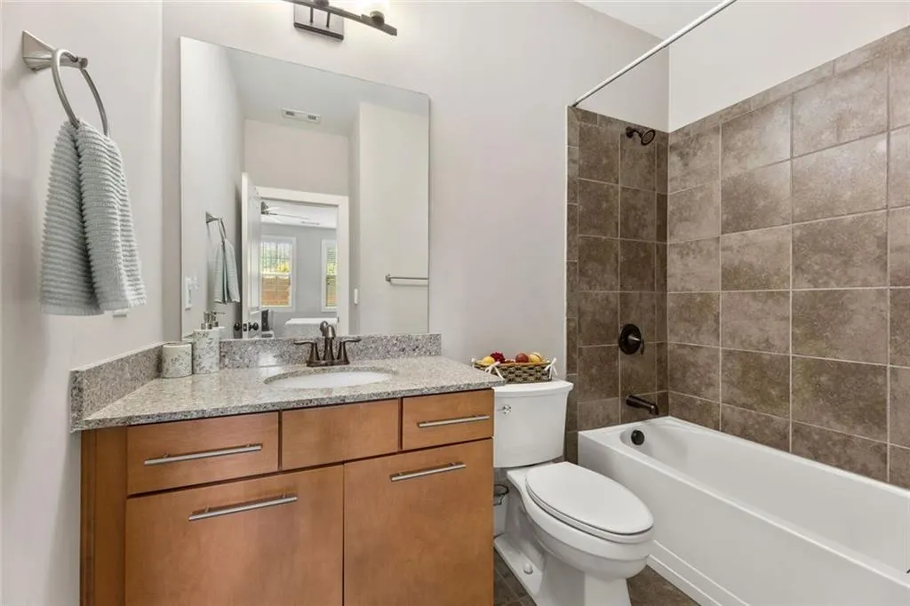 305 Alderwood Lane, Sandy Springs, Georgia 30328, 3 Bedrooms Bedrooms, ,3 BathroomsBathrooms,Residential,Sold,305 Alderwood Lane,7616408