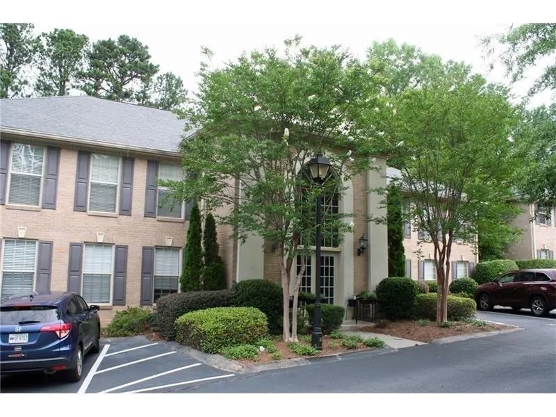 750 Dalrymple Road Unit I1, Atlanta, Georgia 30328, 3 Bedrooms Bedrooms, ,2 BathroomsBathrooms,Residential,Sold,750 Dalrymple Road Unit I1,5934463