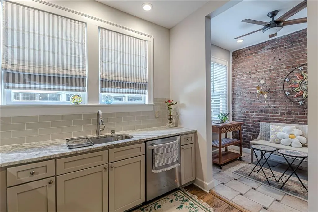 1015 Piedmont Avenue Ne Unit B2, Atlanta, Georgia 30309, 2 Bedrooms Bedrooms, 0 ,1 BathroomBathrooms,Residential,Sold,1015 Piedmont Avenue Ne Unit B2,7721535