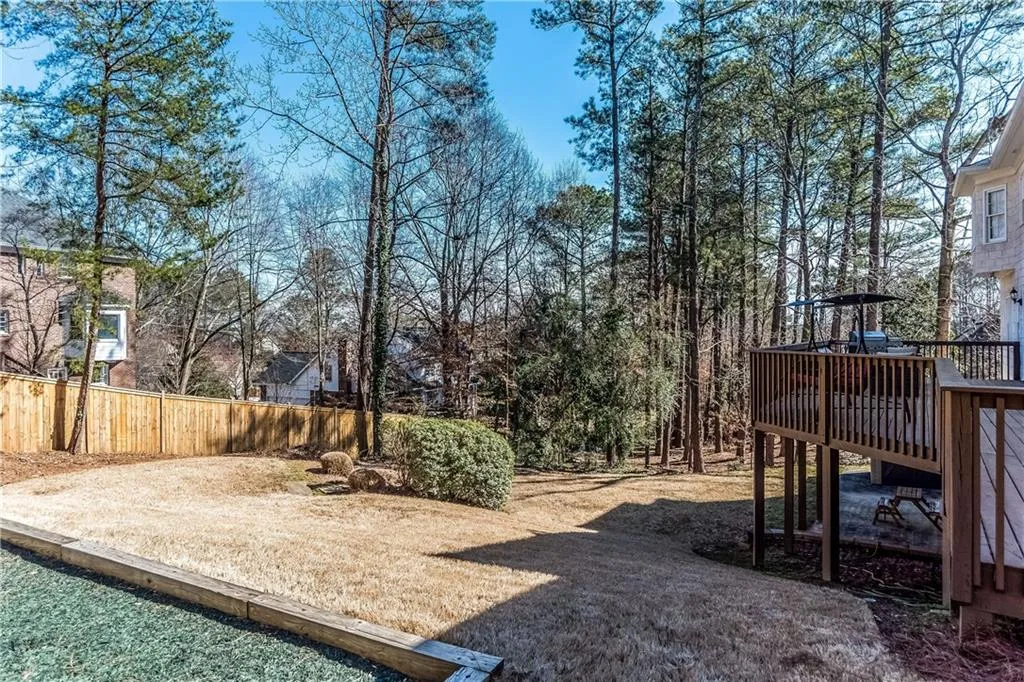 7675 Blandford Place, Sandy Springs, Georgia 30350, 5 Bedrooms Bedrooms, ,4 BathroomsBathrooms,Residential,Sold,7675 Blandford Place,5964027