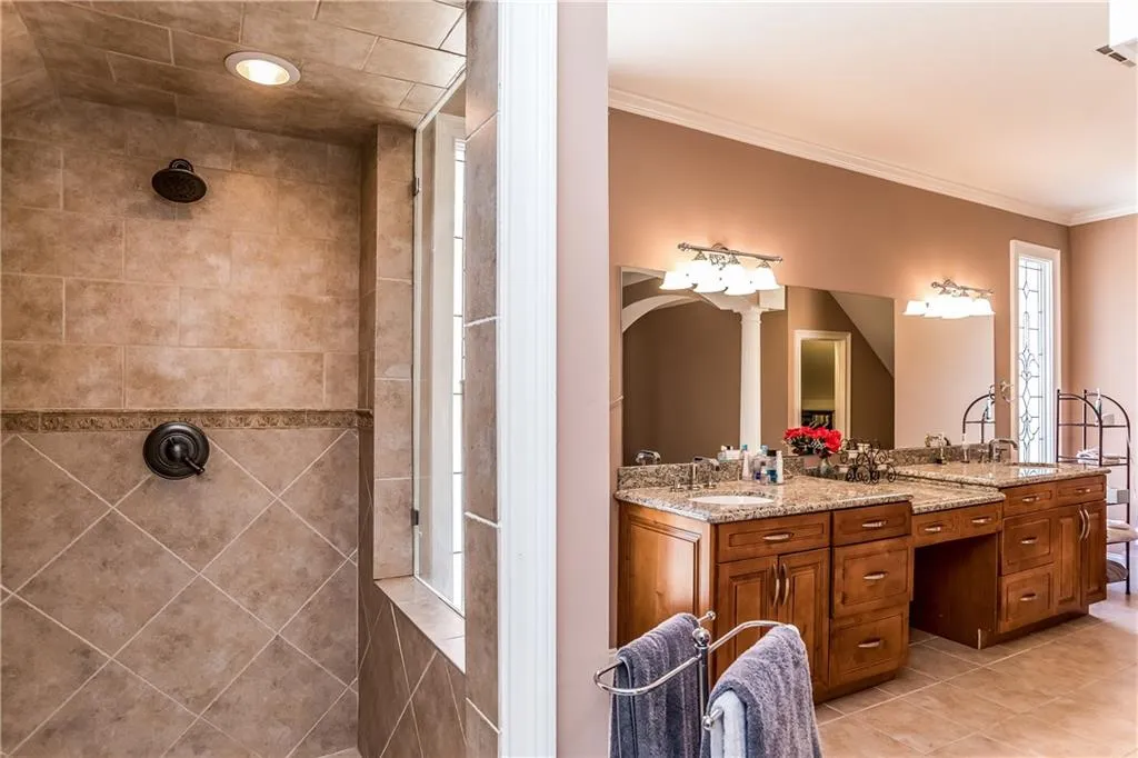 7675 Blandford Place, Sandy Springs, Georgia 30350, 5 Bedrooms Bedrooms, ,4 BathroomsBathrooms,Residential,Sold,7675 Blandford Place,5964027