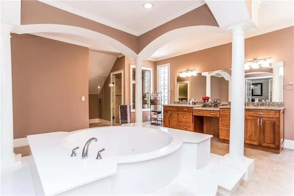 7675 Blandford Place, Sandy Springs, Georgia 30350, 5 Bedrooms Bedrooms, ,4 BathroomsBathrooms,Residential,Sold,7675 Blandford Place,5964027