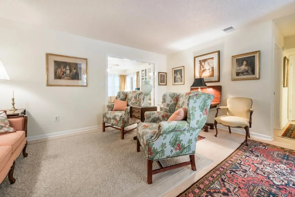 85 Dearc Place Nw, Atlanta, Georgia 30327, 1 Bedroom Bedrooms, ,1 BathroomBathrooms,Residential,Sold,85 Dearc Place Nw,6014098