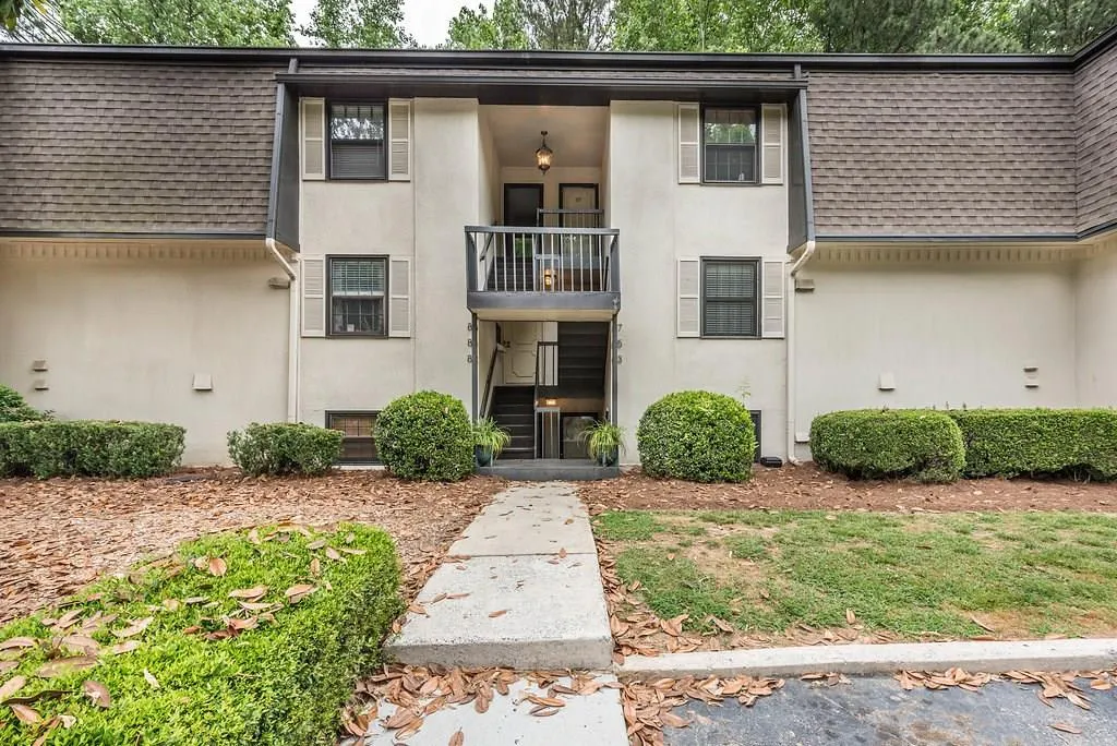 85 Dearc Place Nw, Atlanta, Georgia 30327, 1 Bedroom Bedrooms, ,1 BathroomBathrooms,Residential,Sold,85 Dearc Place Nw,6014098