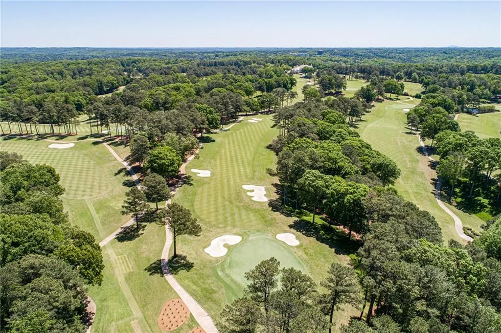 125 River Landing, Sandy Springs, Georgia 30350, 5 Bedrooms Bedrooms, ,4 BathroomsBathrooms,Residential,Sold,125 River Landing,6717953