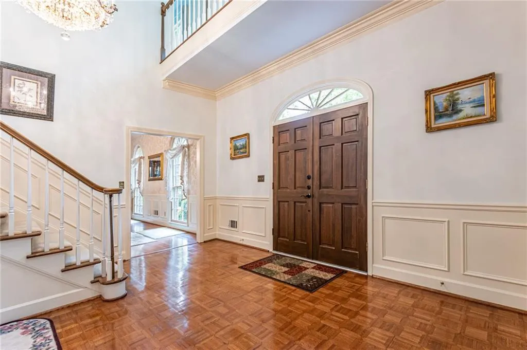 125 River Landing, Sandy Springs, Georgia 30350, 5 Bedrooms Bedrooms, ,4 BathroomsBathrooms,Residential,Sold,125 River Landing,6717953
