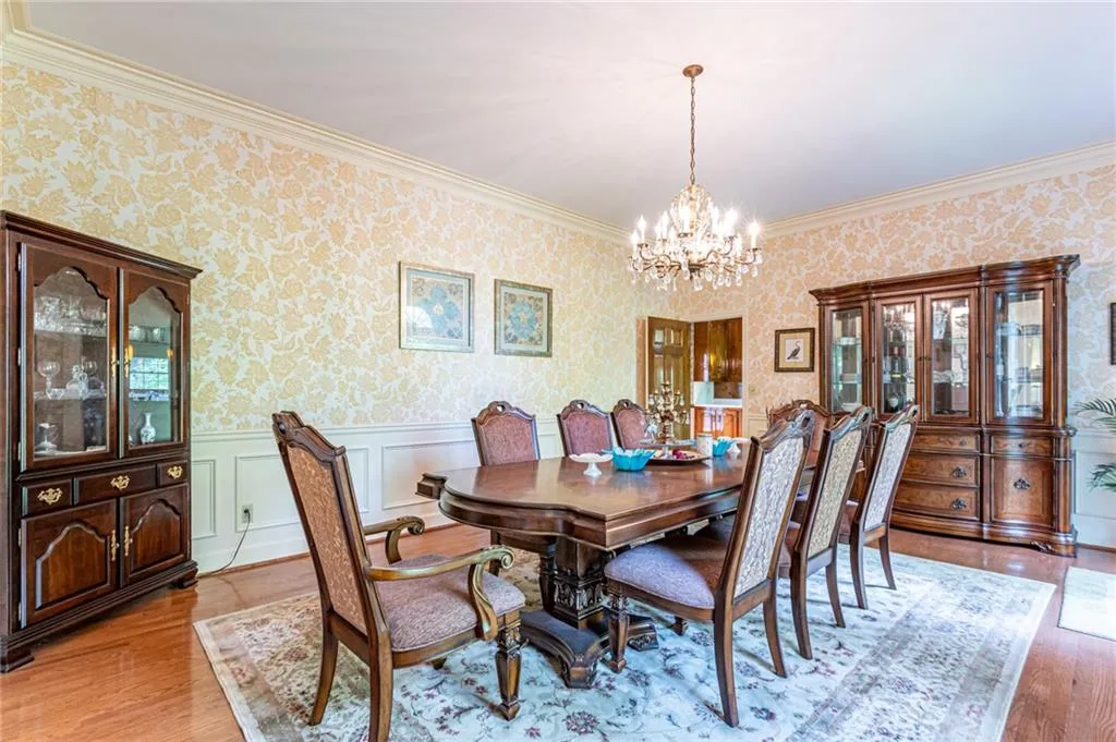 125 River Landing, Sandy Springs, Georgia 30350, 5 Bedrooms Bedrooms, ,4 BathroomsBathrooms,Residential,Sold,125 River Landing,6717953