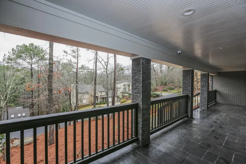 85 Mountain Creek Trace, Atlanta, Georgia 30328, 4 Bedrooms Bedrooms, ,3 BathroomsBathrooms,Residential,Sold,85 Mountain Creek Trace,5951697