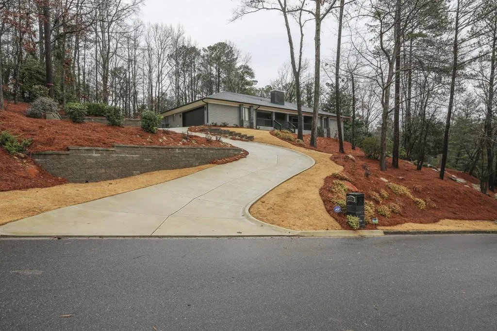 85 Mountain Creek Trace, Atlanta, Georgia 30328, 4 Bedrooms Bedrooms, ,3 BathroomsBathrooms,Residential,Sold,85 Mountain Creek Trace,5951697