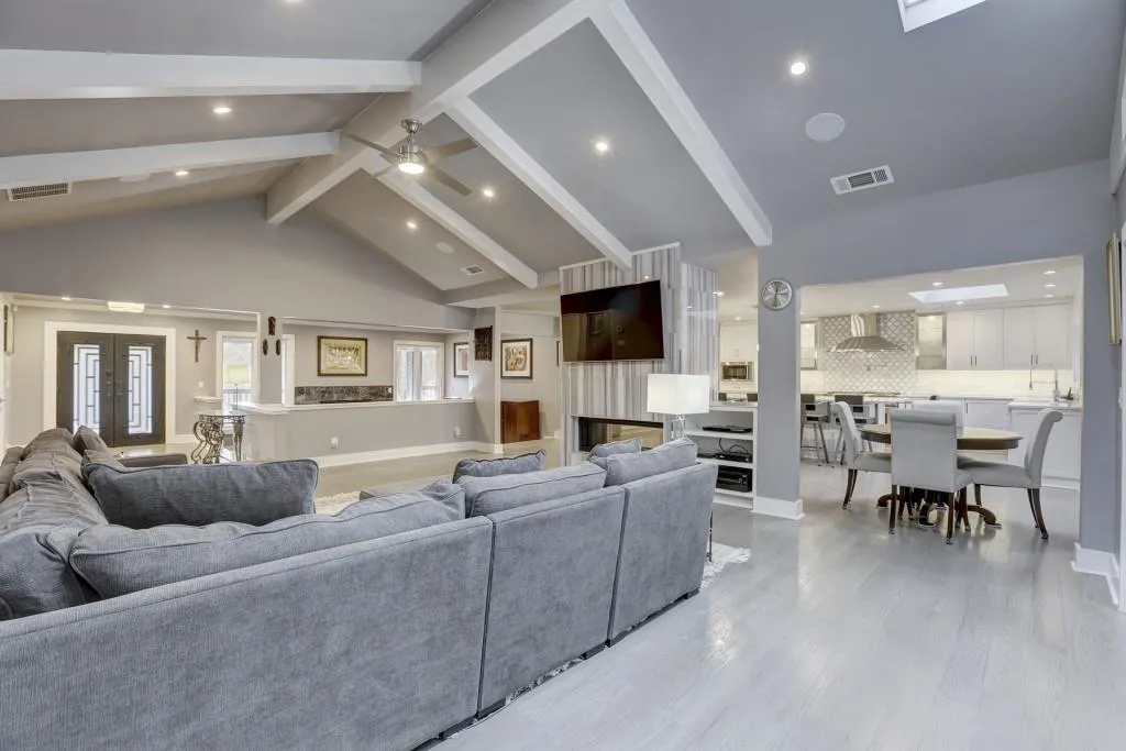 85 Mountain Creek Trace, Atlanta, Georgia 30328, 4 Bedrooms Bedrooms, ,3 BathroomsBathrooms,Residential,Sold,85 Mountain Creek Trace,5951697