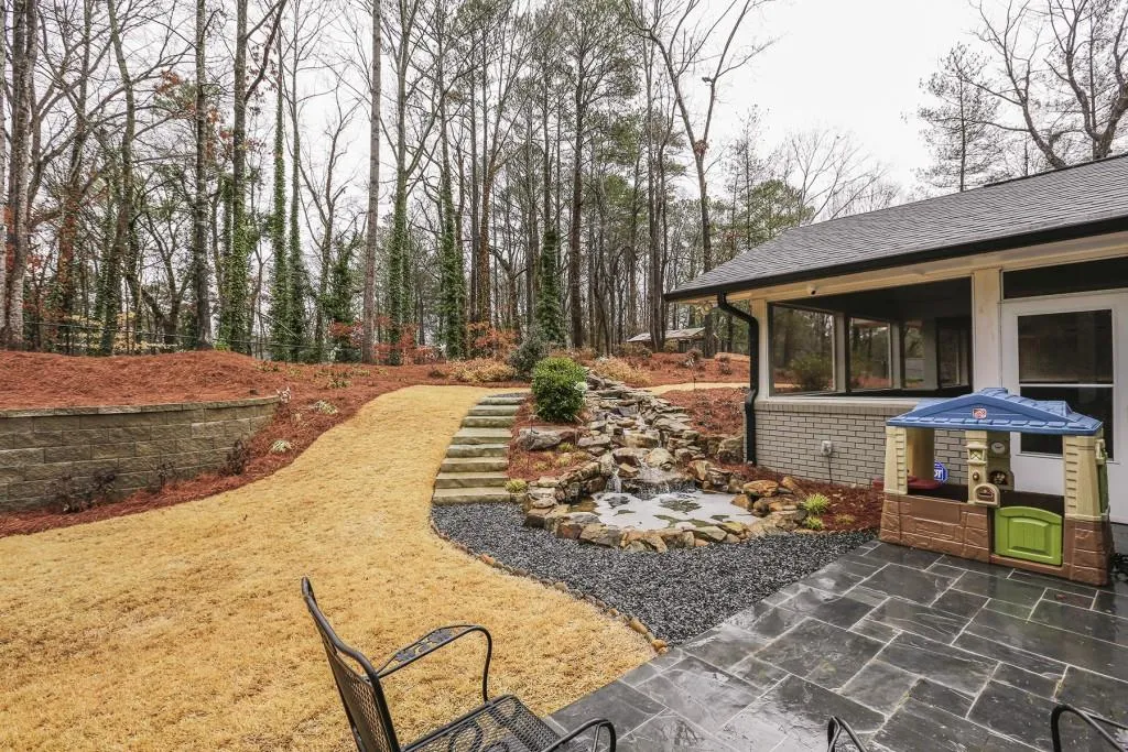 85 Mountain Creek Trace, Atlanta, Georgia 30328, 4 Bedrooms Bedrooms, ,3 BathroomsBathrooms,Residential,Sold,85 Mountain Creek Trace,5951697