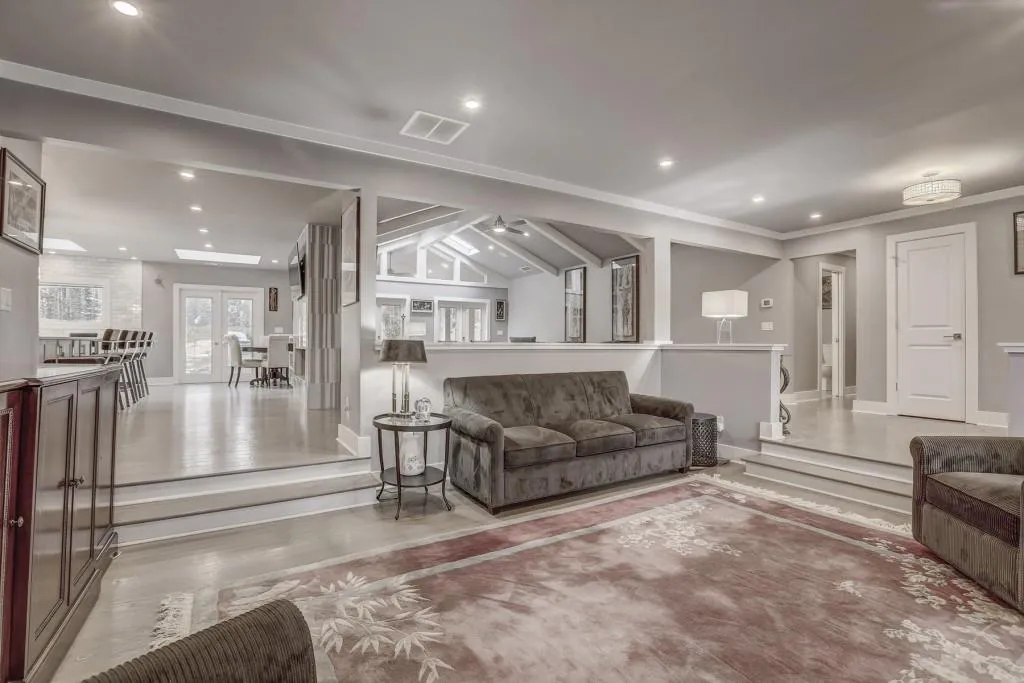 85 Mountain Creek Trace, Atlanta, Georgia 30328, 4 Bedrooms Bedrooms, ,3 BathroomsBathrooms,Residential,Sold,85 Mountain Creek Trace,5951697